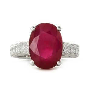 14K. SOLID GOLD RING WITH NATURAL OVAL RUBY (White Gold)